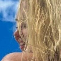 Niki Peacock Nude